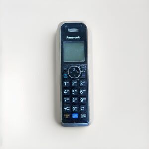 PANASONIC KX-TGA680S CORDLESS HANDSET FOR KX-TG7841 KX-TG7871 SERIES PHONES